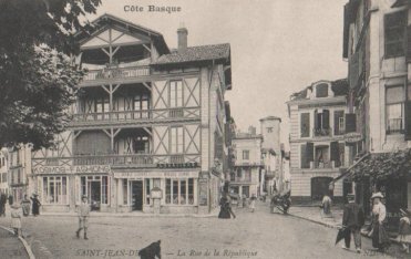 rue de la republique saint-jean-de-luz